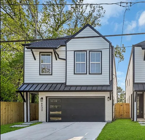 2-Car Driveway