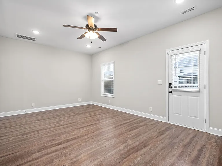 318 Fallow Cir — Photo 23