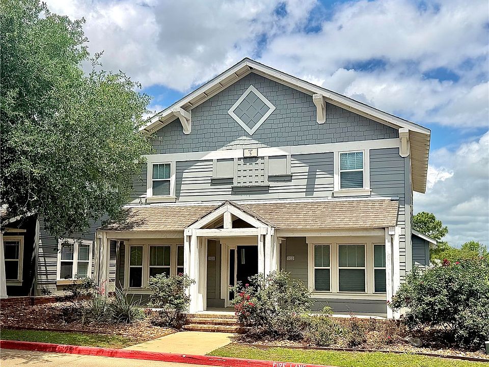 1st image of 1725 Harvey Mitchell Pkwy S APT 511