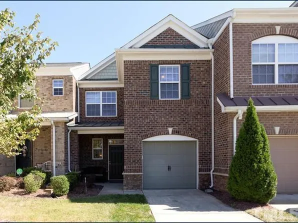 1735 Whirlaway Ct, Cary, NC 27519