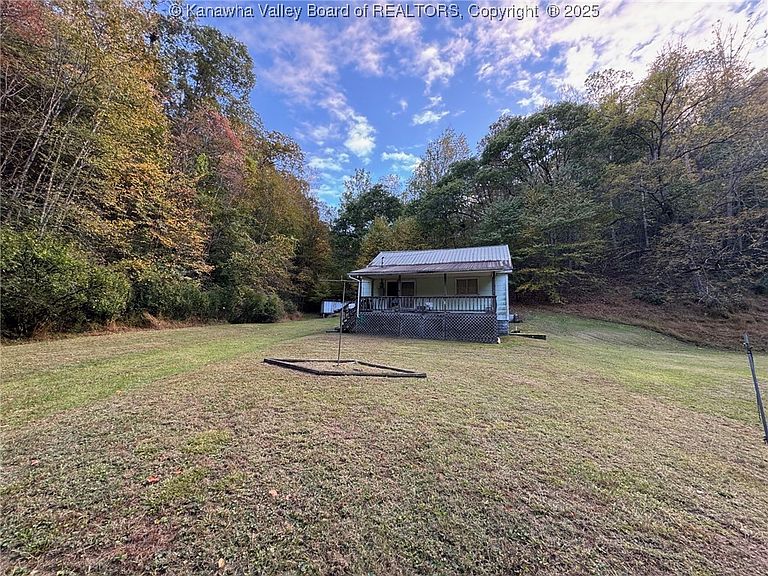 Listing photo 5
