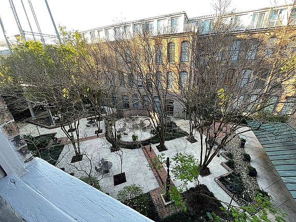 5th image of 920 Poeyfarre St APT 348