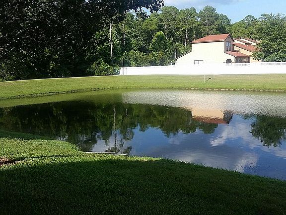 5th image of 906 Southern Creek Dr