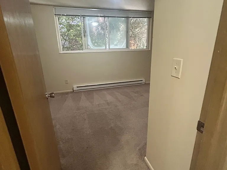 5033 15th Ave NE #1001 — Photo 9