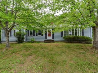 615 W Greenville Rd, Scituate, RI 02857
