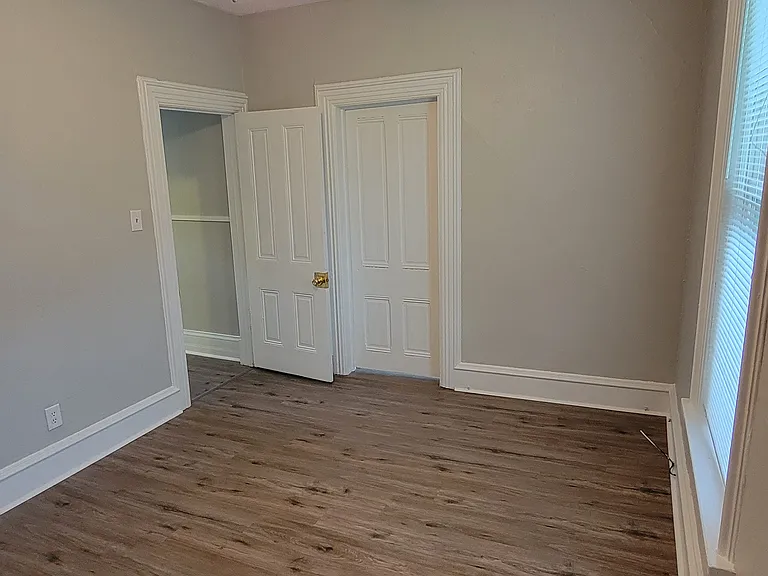 623 5th Ave #1/2 — Photo 38