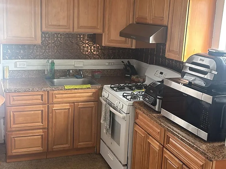 63 Canton St #2 — Photo 14