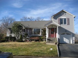 351 Leonard Dr, New Milford, NJ 07646