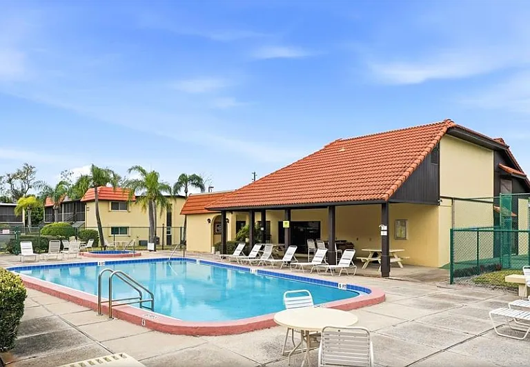 2420 Winding Creek Blvd #M-105 — Photo 17