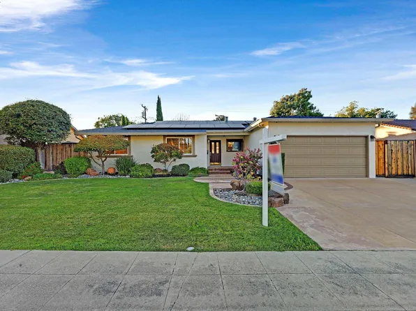 7581 Brighton Dr, Dublin, CA 94568
