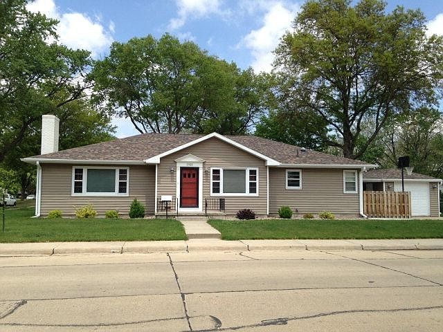 1st image of 1920 W 18th St