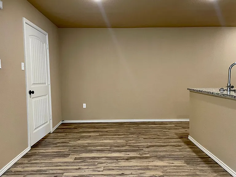 1017 Preston Trl #A — Photo 4