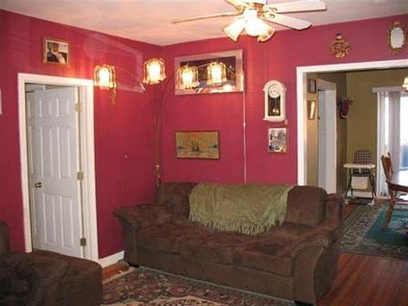 2nd image of 59 Edenburg Ave