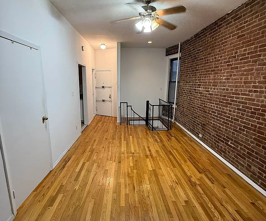 1st image of 225 Columbus Ave #1