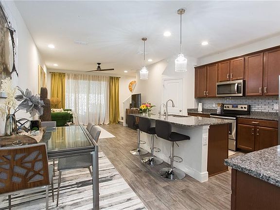 4th image of 14214 Pondhawk Ln Unit 77J