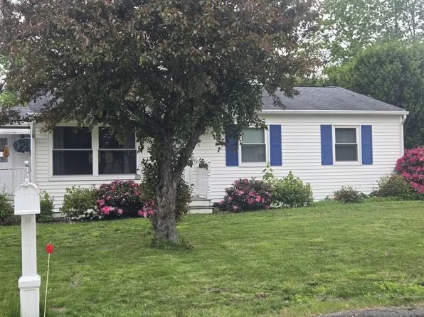 20 Nimitz Street, Lewiston, ME 04240
