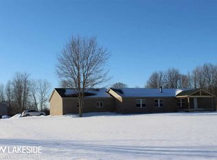 3822 Hessen Rd, Casco, MI 48064