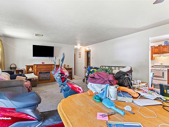 5th image of 84 Robinhood Dr