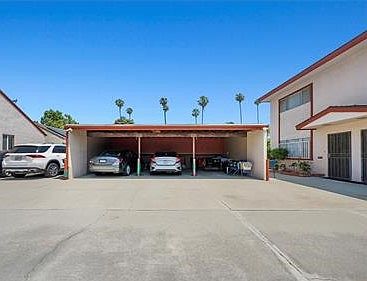 5th image of 16418 Halldale Ave #B