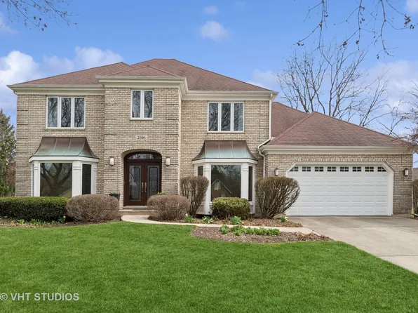 2616 Newport Dr, Naperville, IL 60565