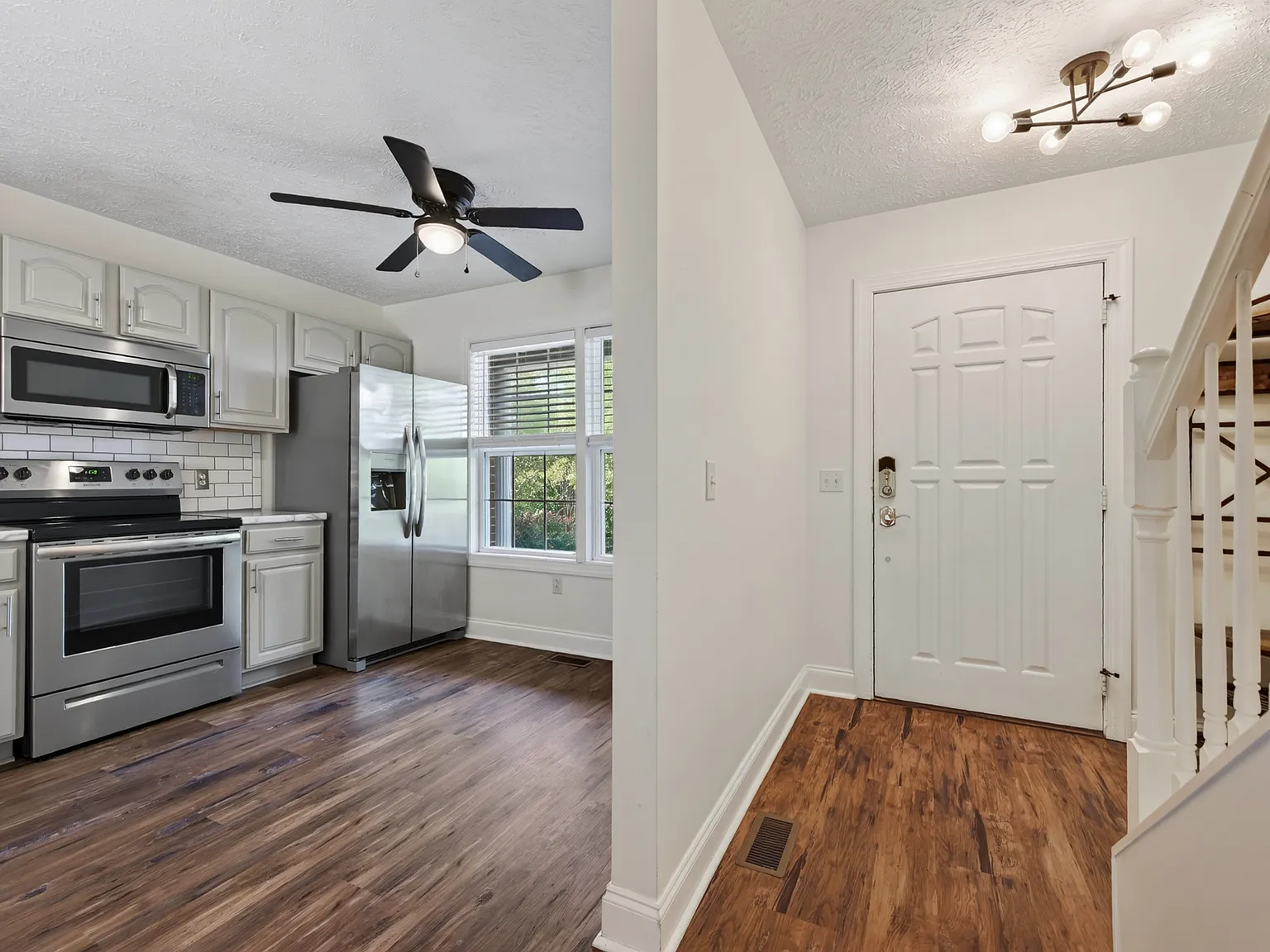 360 Willow Oak Dr — Photo 4