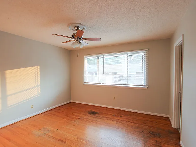 2351 Champion Ct — Photo 9
