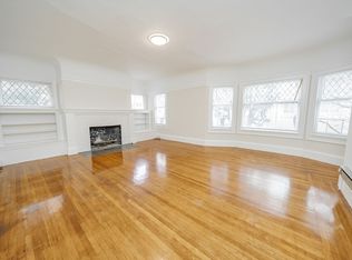 133 17th St #1, Oakland, CA 94612