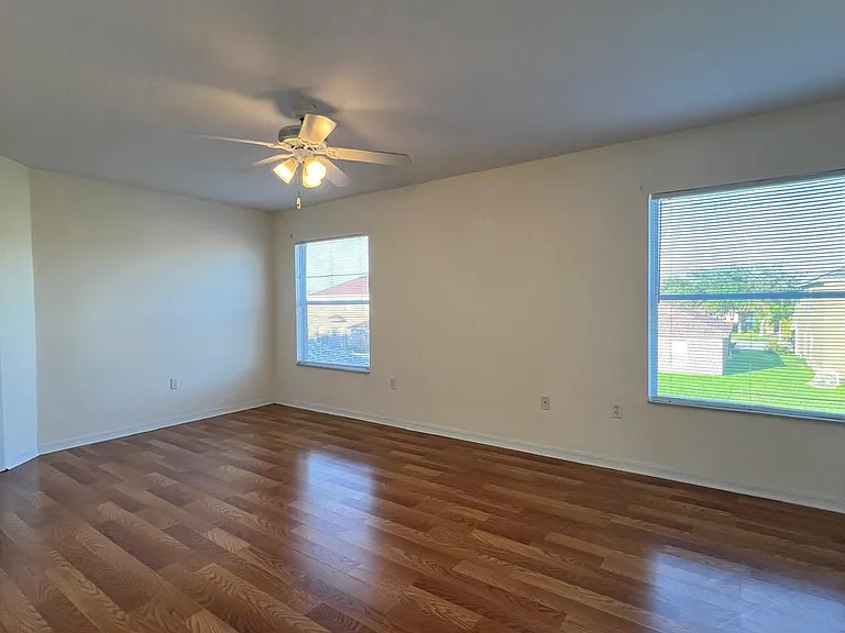 3986 Rollingsford Cir — Photo 4