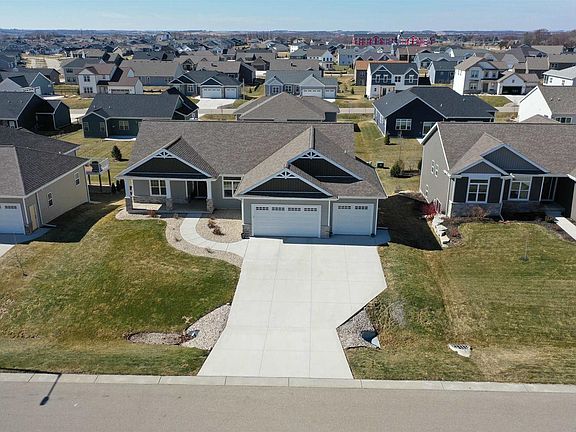 4th image of 6677 Royal View Dr