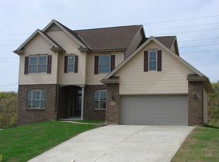 60 Lee Ann Ct, Pittsburgh, PA 15239