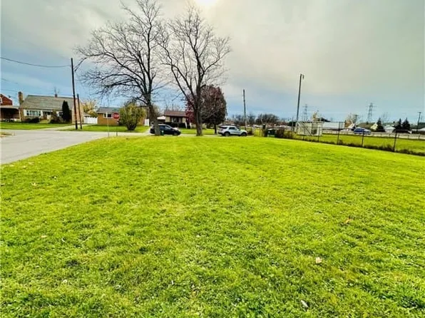 274 Cherokee Dr, Buffalo, NY 14225