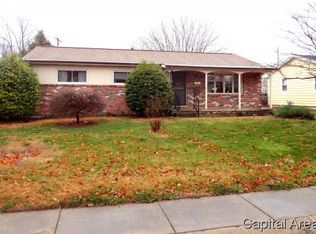 40 Foresters Ln, Springfield, IL 62704
