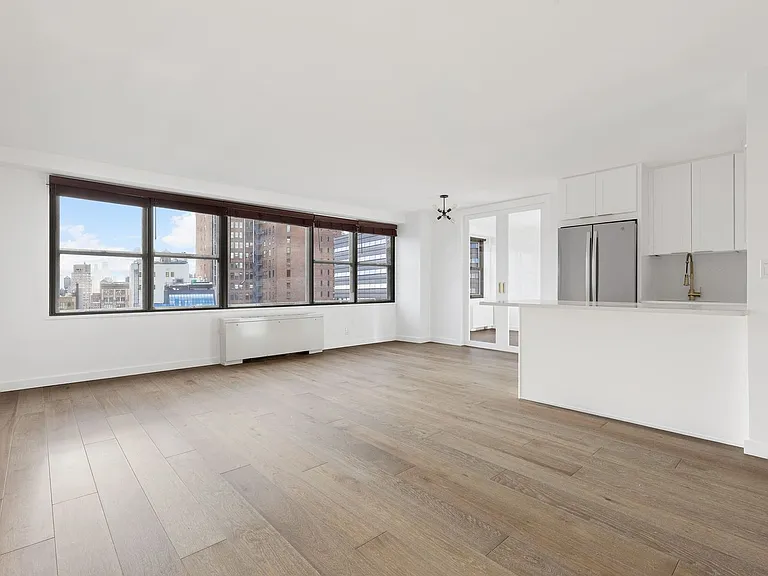 7 E 14th St #17RS — Photo 1