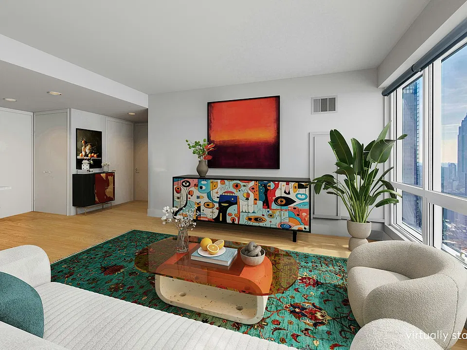 350 W 42nd St #43F