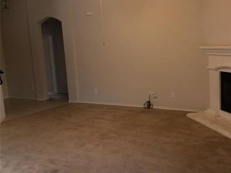 6101 Melanie Dr — Photo 8