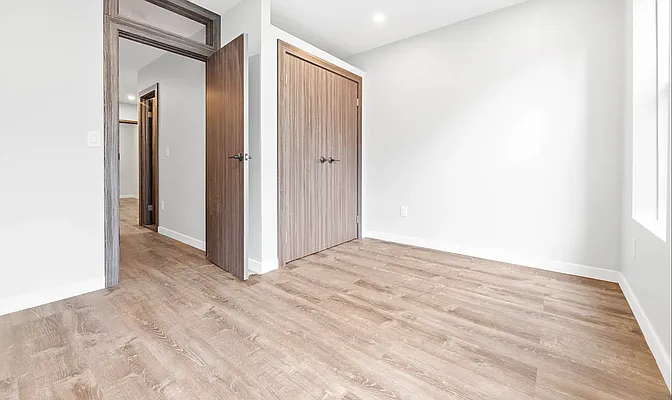 Rented by REAL New York | media 17