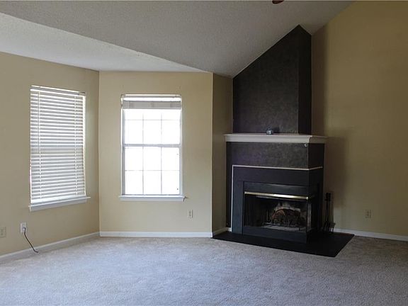 2nd image of 4317 Briarbush Ln