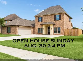 8661 Sandpiper St, Denham Springs, LA 70706
