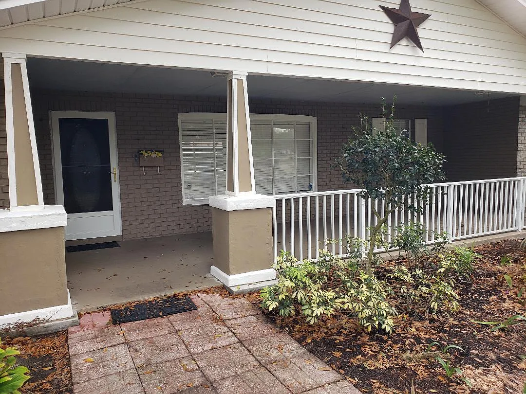 3 bed, 3270 sqft, $2,500 — Photo 3