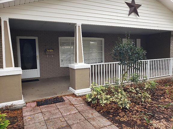 3rd image of 801 W Keysville Rd