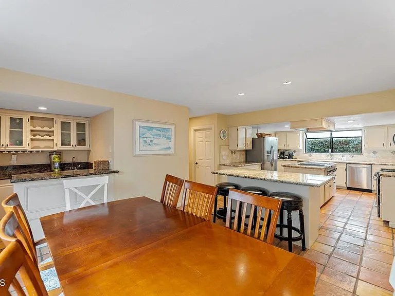 4850 Amalfi Way — Photo 12