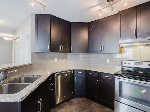 14009 164th Ave NW, Edmonton, AB T6V 0K6
