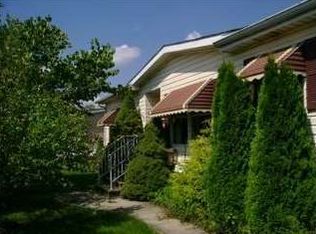 22 Caroline Dr, Belvidere, NJ 07823