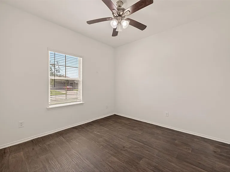 1706 Cooper Bluff Ct — Photo 15