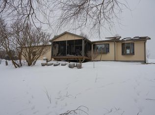 W9306 Gehri Rd, Wonewoc, WI 53968
