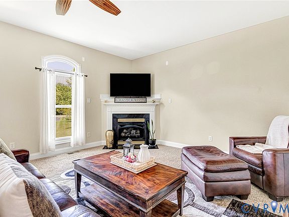 5th image of 5912 Knightwood Pl