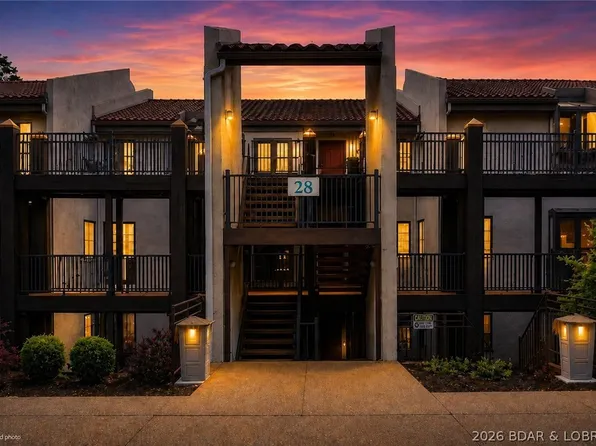 28 Center Court Dr #2B-738, Lake Ozark, MO 65049