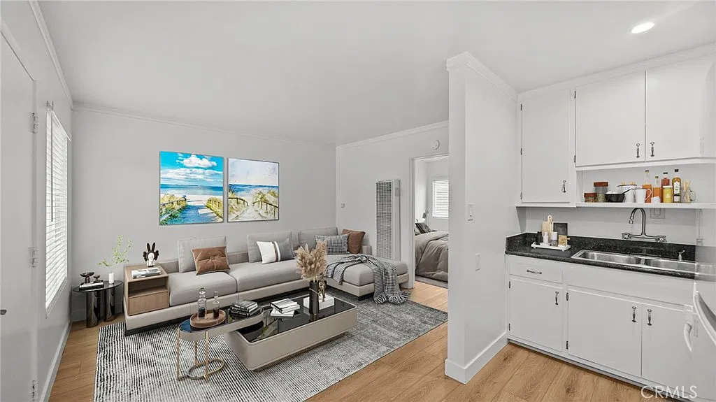 1 bed, 400 sqft, $1,895 — Photo 1