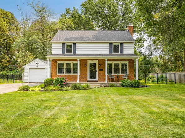 140 Fairhaven Rd, Rochester, NY 14610