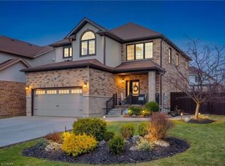 24 Popham Dr, Guelph, ON N1E0B8